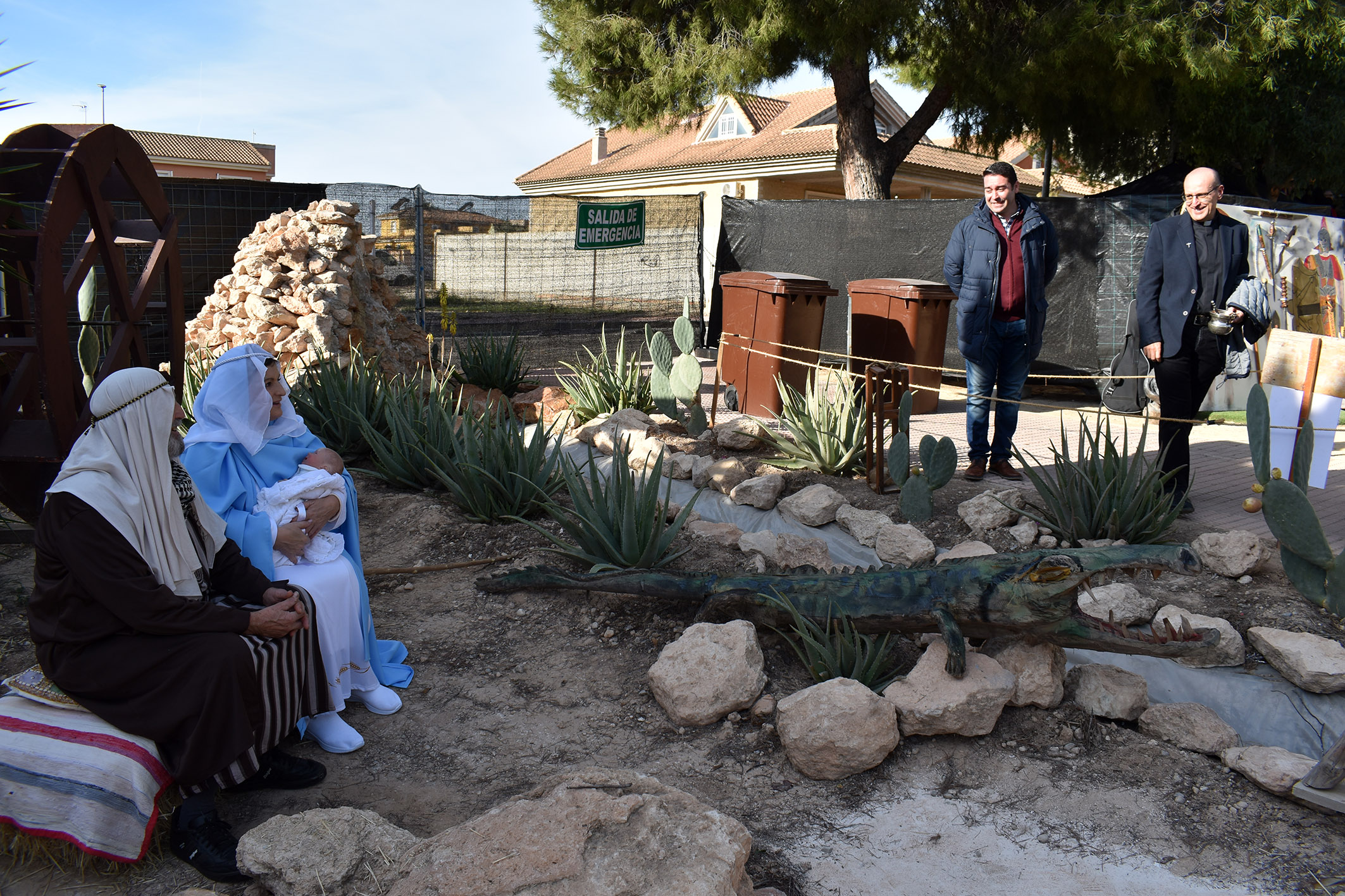 La Navidad ya se vive un año más en carne y hueso con el Belén Viviente Artesano de La Florida11
