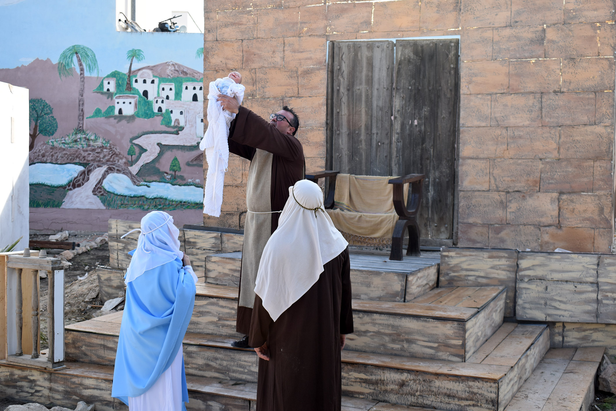 La Navidad ya se vive un año más en carne y hueso con el Belén Viviente Artesano de La Florida18