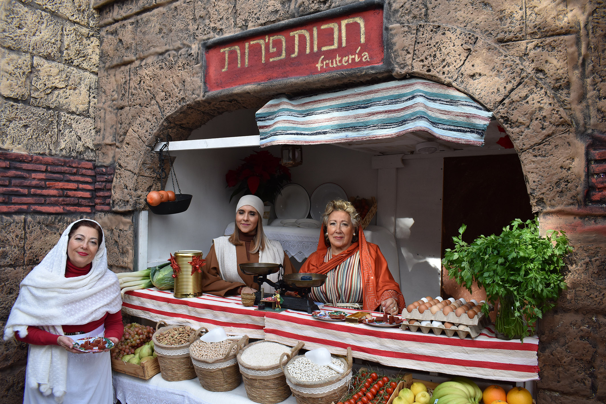 La Navidad ya se vive un año más en carne y hueso con el Belén Viviente Artesano de La Florida19