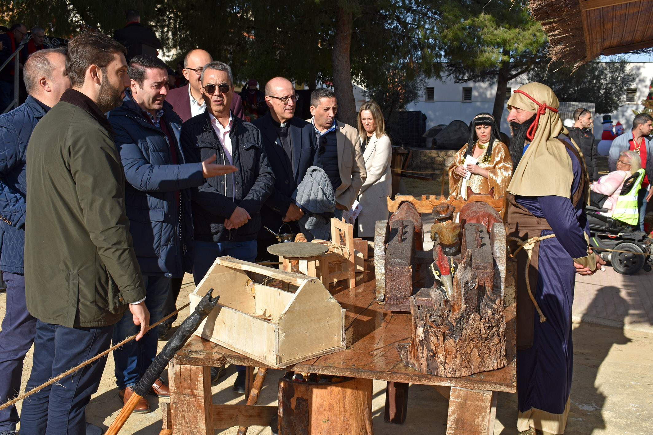 La Navidad ya se vive un año más en carne y hueso con el Belén Viviente Artesano de La Florida2