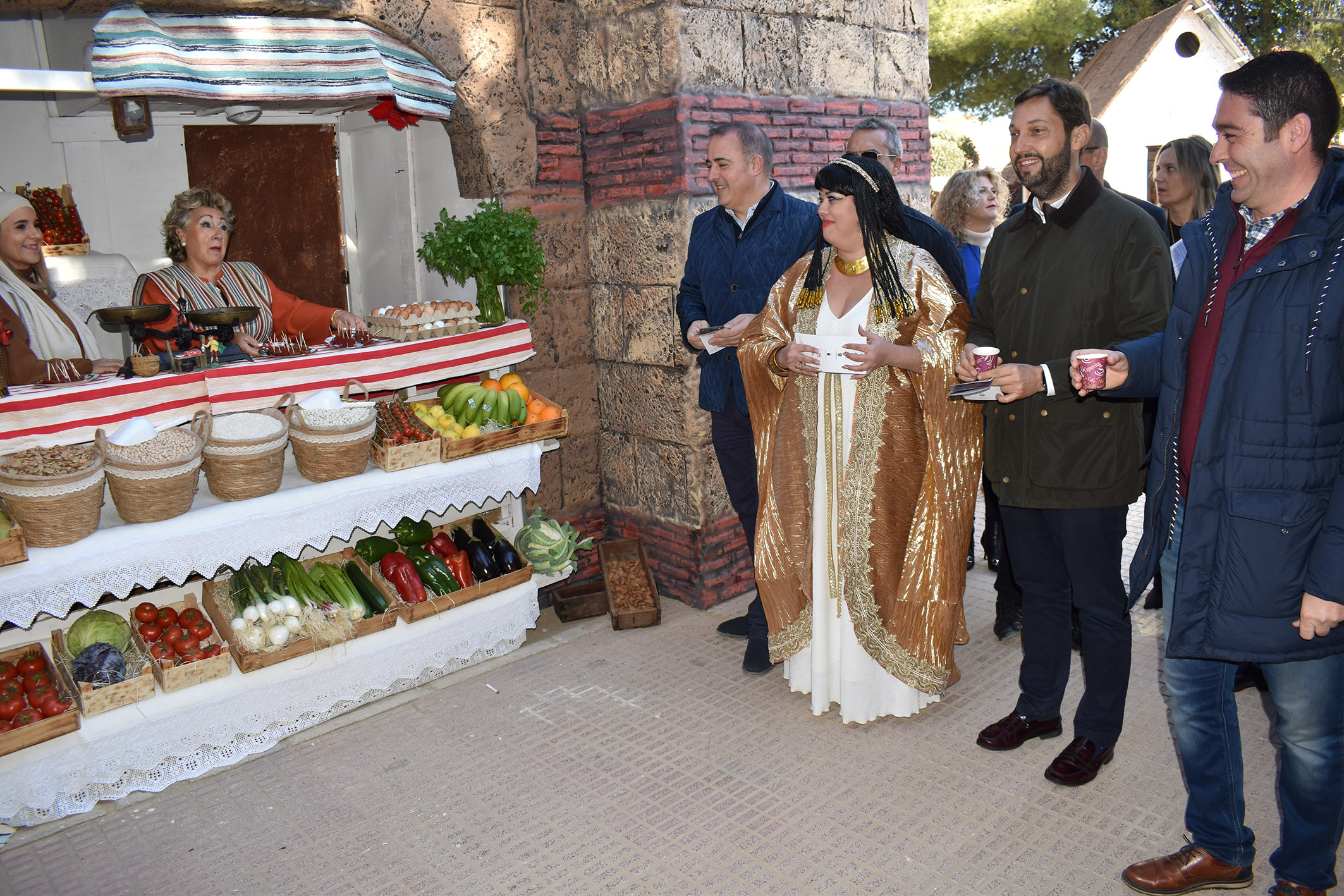 La Navidad ya se vive un año más en carne y hueso con el Belén Viviente Artesano de La Florida6